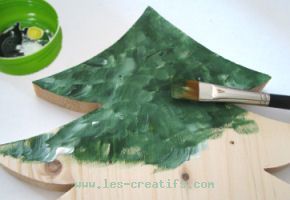 Painting a large wood fir tree