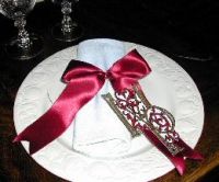 napkin decoration with place card with initials
